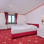Tafernwirtschaft Schoenbrunn Hotel 3*