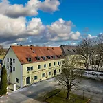 Tafernwirtschaft Schoenbrunn
