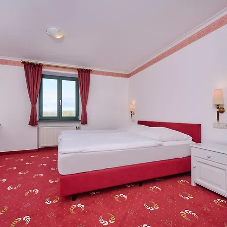 Tafernwirtschaft Schoenbrunn Hotel 3*