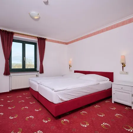 Hotel Tafernwirtschaft Schoenbrunn Landshut