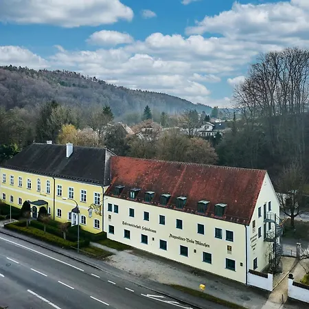 Tafernwirtschaft Schoenbrunn 兰茨胡特