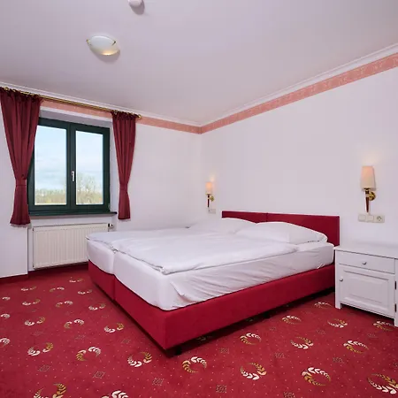 Hotel Tafernwirtschaft Schoenbrunn Landshut
