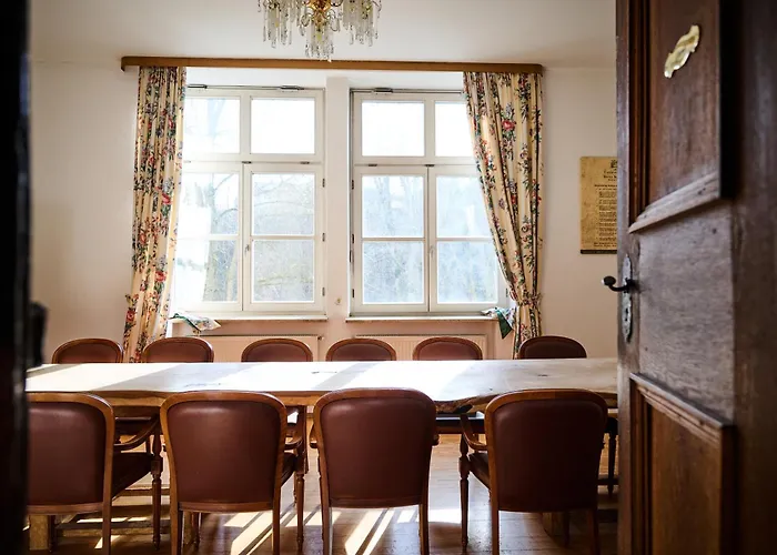 Tafernwirtschaft Schoenbrunn 3* 란츠후트