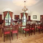 Otel Tafernwirtschaft Schoenbrunn 3*