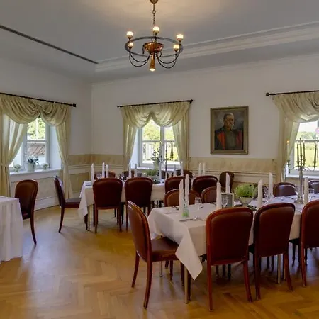 Tafernwirtschaft Schoenbrunn 3*